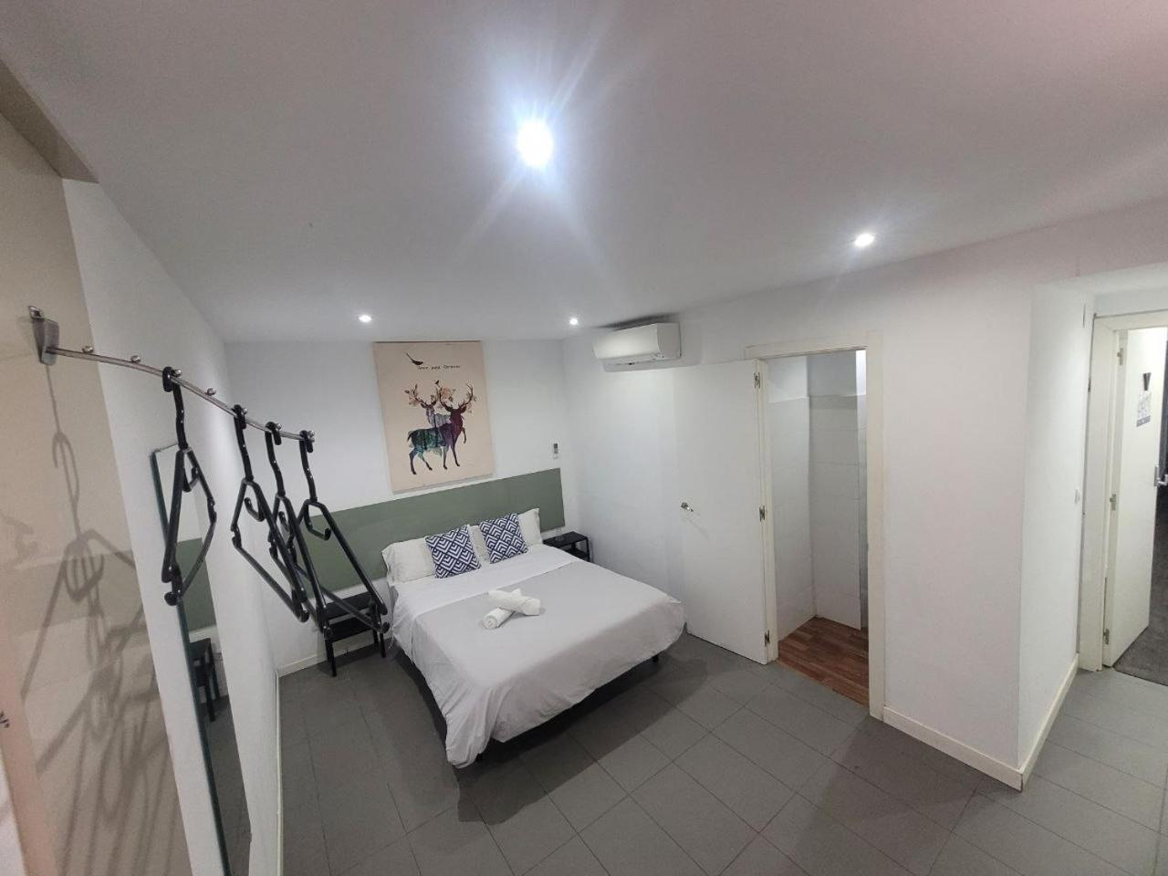 Ayz Frailes - Auto Check-In Property (Adults Only) Malaga Exterior photo
